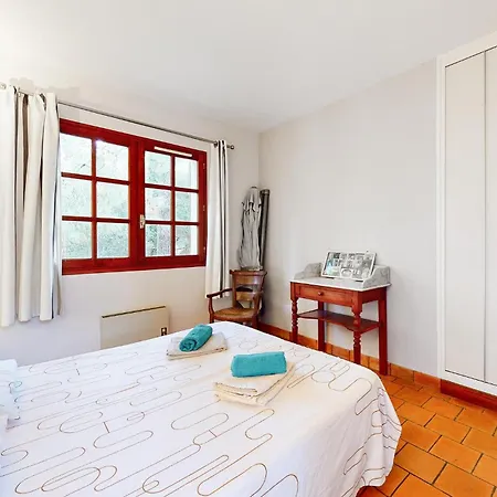 4 Bedroom In Saint-georges-de-didon * Saint-Georges-de-Didonne