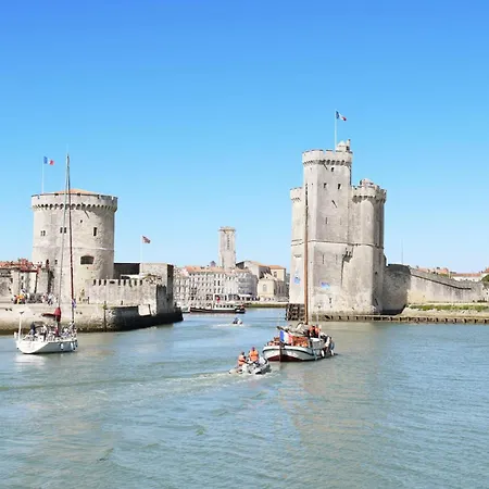 Front In Saint-georges-de-didon 別荘 *