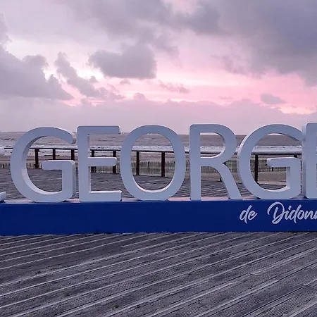 Front In Saint-georges-de-didon 別荘 サン・ジョルジュ・ド・ディドンヌ