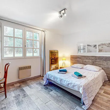 Ferienhaus 4 Bedroom In Saint-georges-de-didon Saint-Georges-de-Didonne