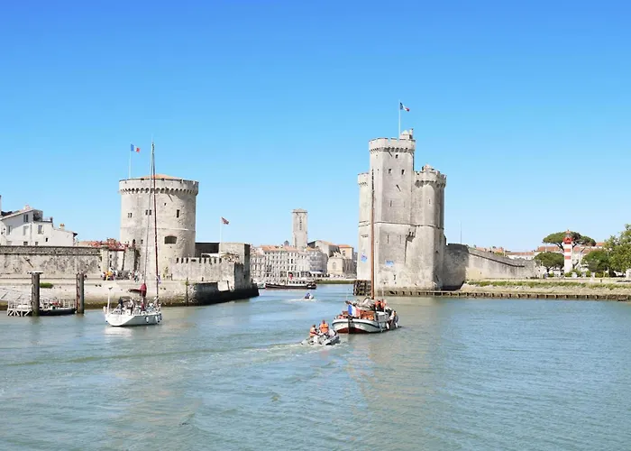 Front In Saint-georges-de-didon Semesterbostad *