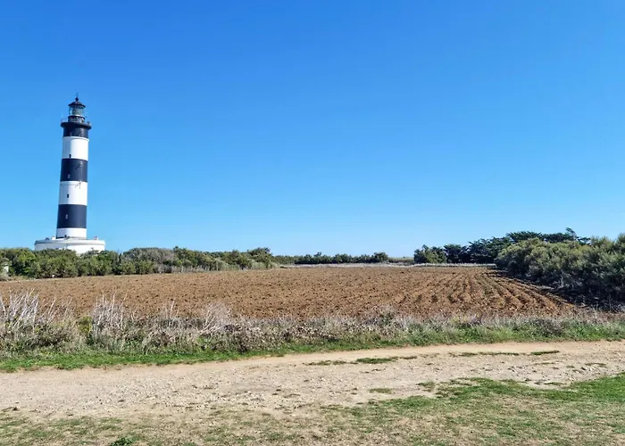 Semesterbostad Front In Saint-georges-de-didon